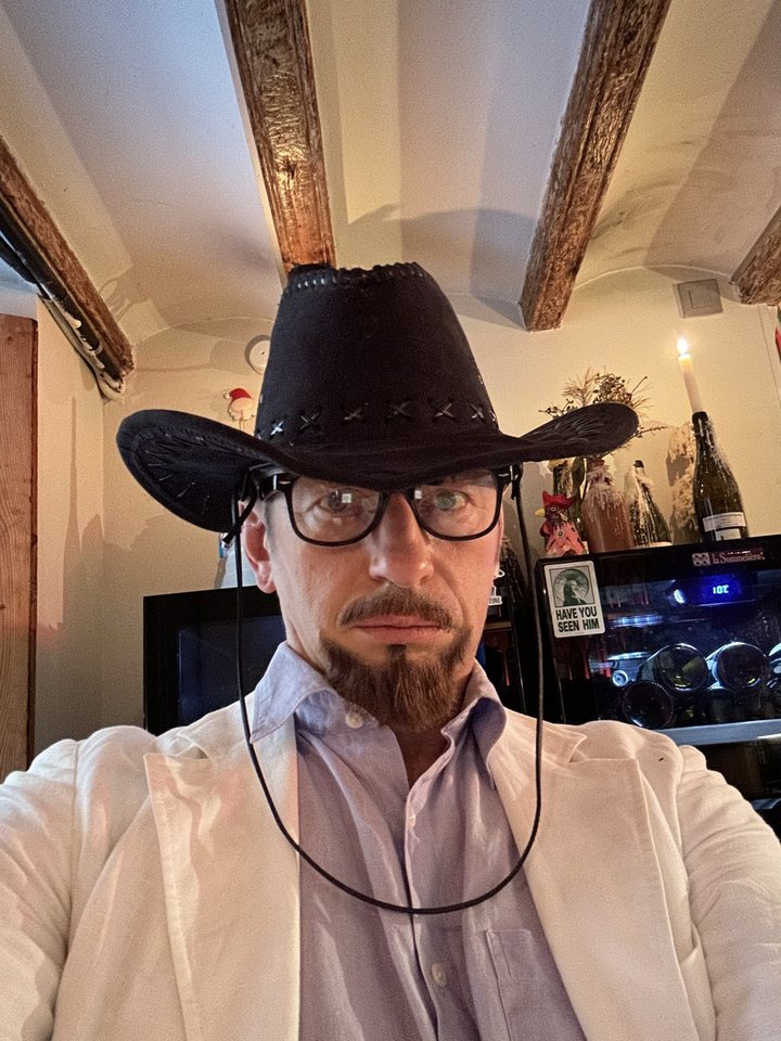 Georgy and selecting wines in PetNat